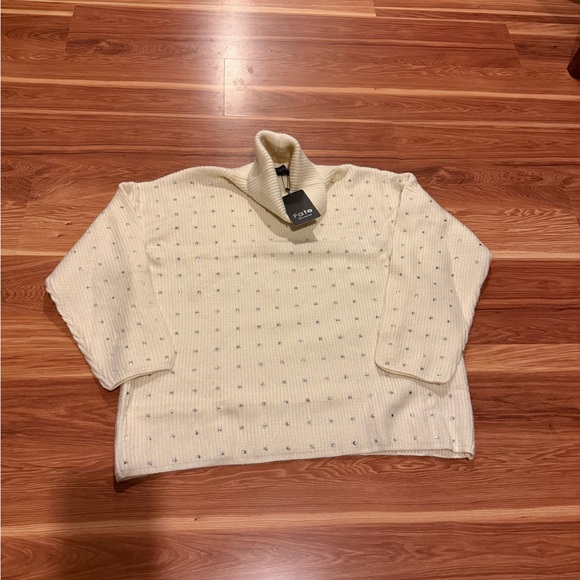 FATE sweater - Picture 7 of 7